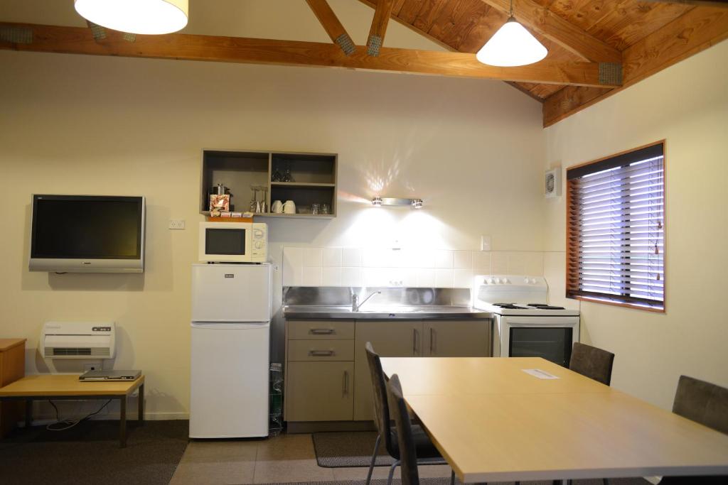 The Hobbit Motorlodge - Resim 45