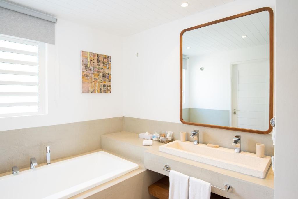 Seapoint Boutique Hotel - 12