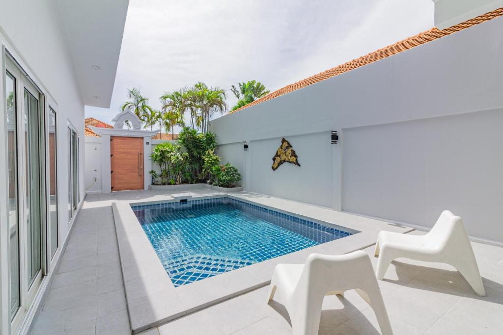 Πισίνα στο ή κοντά στο Majestic Bliss:3BDR pool villa