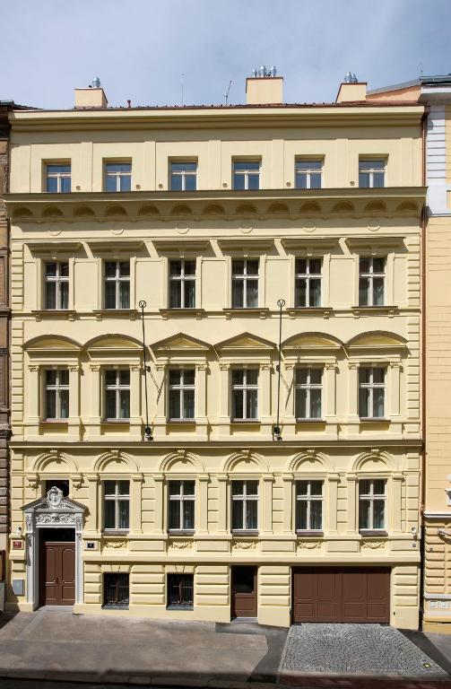 DownTown Suites Rubesova - 12