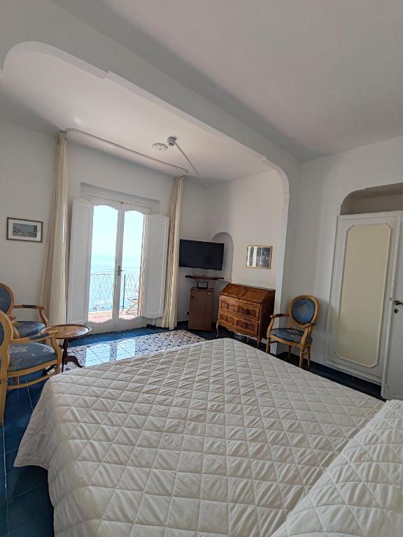 Grand Hotel Excelsior photo