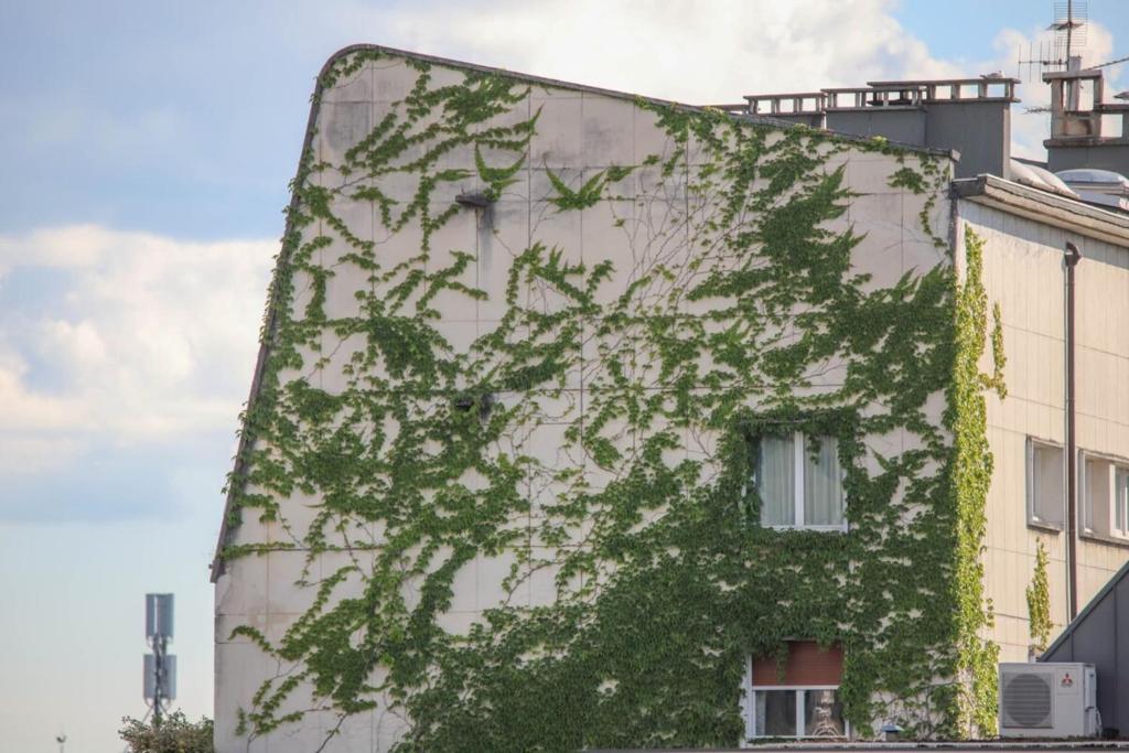 Budova, v ktorej sa apartmán nachádza