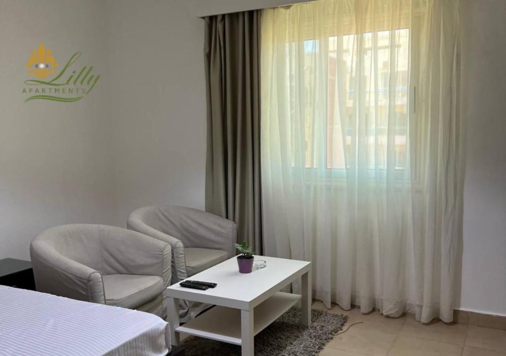 Lilly Apartments - 12