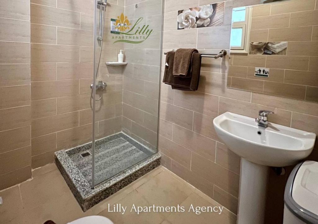 Lilly Apartments - 14