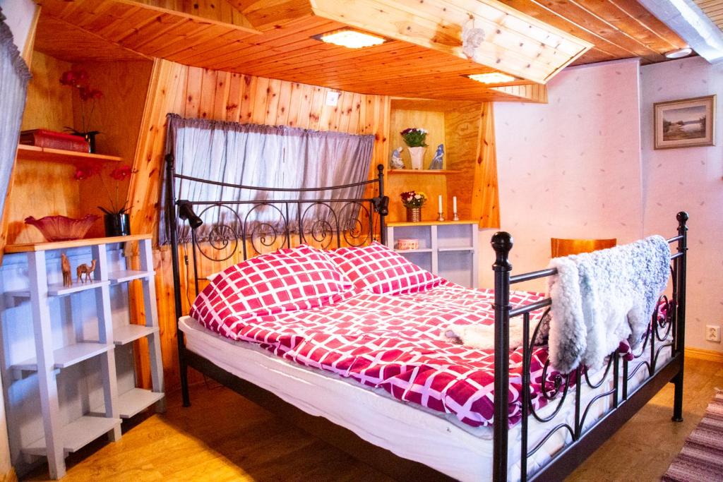Postel nebo postele na pokoji v ubytování Ängagården - Gårdshuset