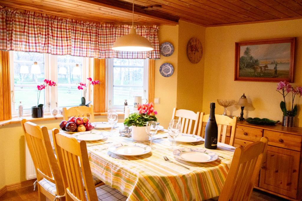 Fotografie z fotogalerie ubytování Ängagården - Gårdshuset v destinaci Våxtorp