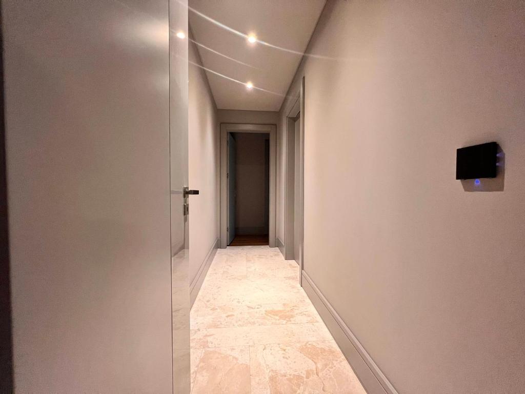 Fotografie z fotogalerie ubytování Amazing Luxury Large 4 Bedroom Apt Istinye Park 1 min 250m2 v destinaci Istanbul