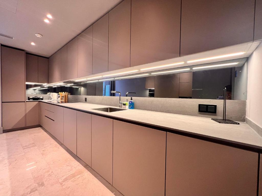 Fotografie z fotogalerie ubytování Amazing Luxury Large 4 Bedroom Apt Istinye Park 1 min 250m2 v destinaci Istanbul