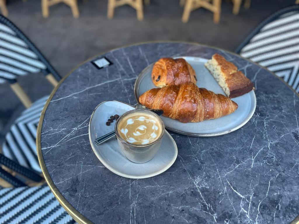 Boutique Hotel Saint-Géry - Resim 9