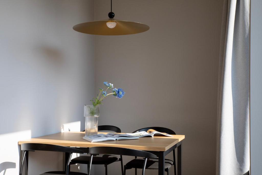 Bob W Amsterdam Noord - Resim 18