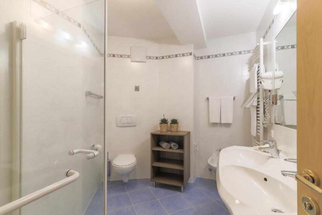 Łazienka w obiekcie Residence Kronenwirt
