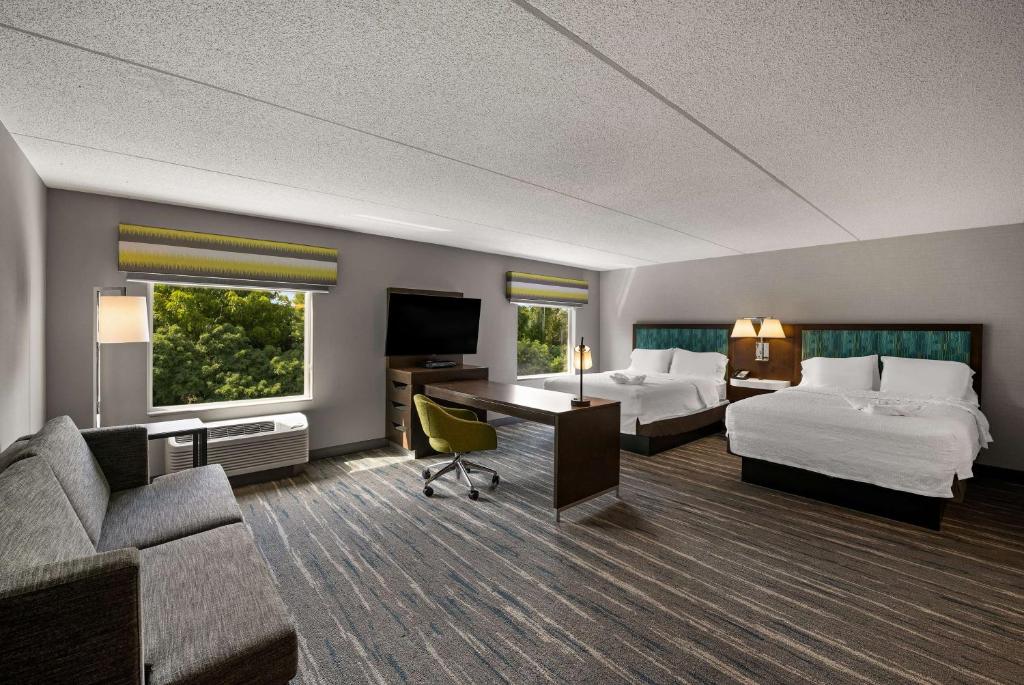 Postel nebo postele na pokoji v ubytování Hampton Inn & Suites Poughkeepsie