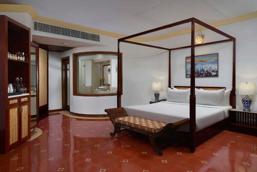 Postel nebo postele na pokoji v ubytování Radisson Blu Resort, Goa