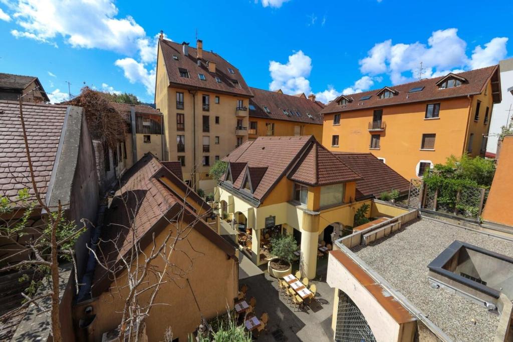 Budova, v ktorej sa apartmán nachádza