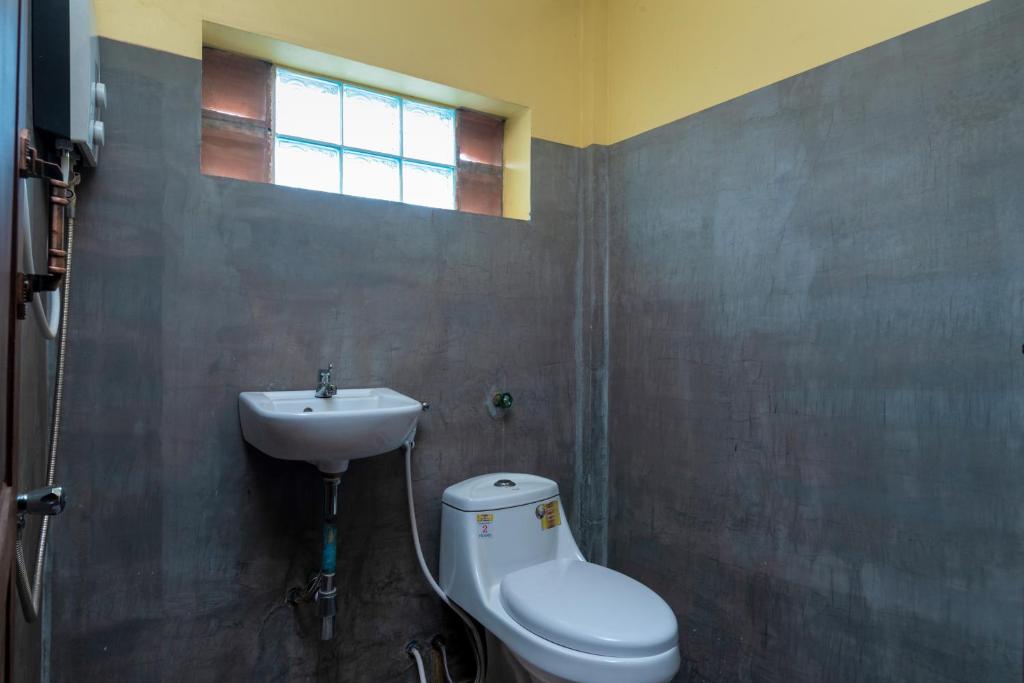 Uncle's House SiemReap - Twin Room With Private Bathroom