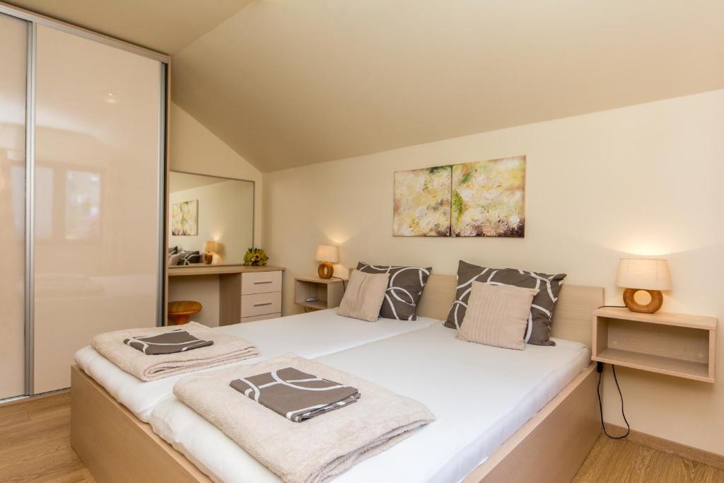 Apartments Šiljug - 11