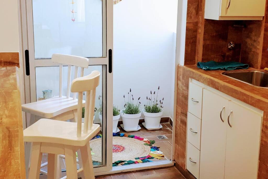 Una cocina o kitchenette en Departamento de 2 habitaciones Banfield centro