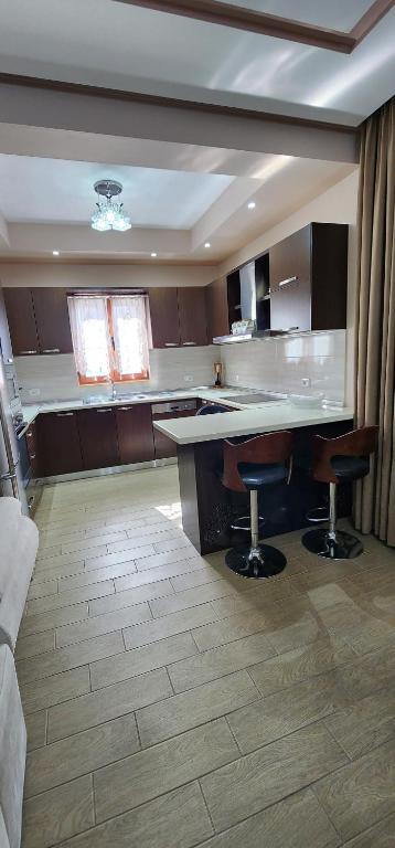 Eni Apartments Tirana - Image 4