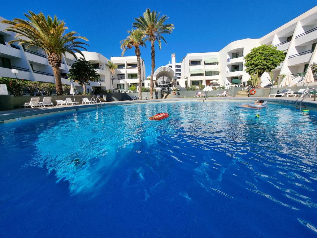Casa Palmera 2 only 150 meters to the beach, heated pool, Wifi, SAT-TV, terrace, central location, washing machine