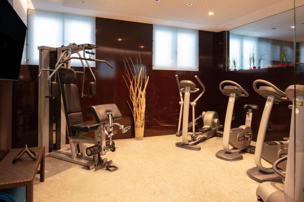 Fitness centrum a/nebo fitness zařízení v ubytování The Levante Parliament A Design Hotel