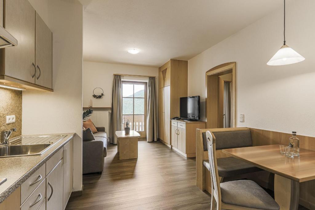 Kuchnia lub aneks kuchenny w obiekcie Residence Kronenwirt