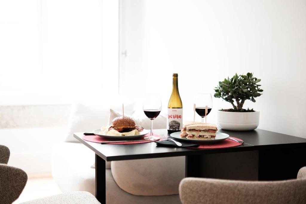 The House on the Pink Street in Lisbon - Resim 28