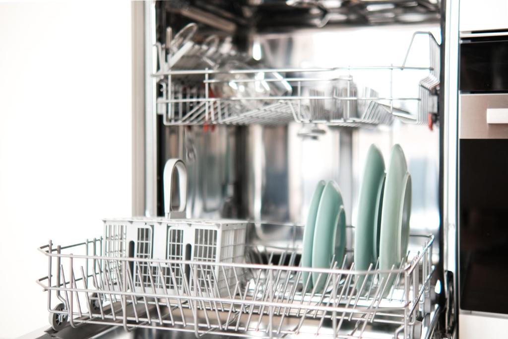 The House on the Pink Street in Lisbon - 7