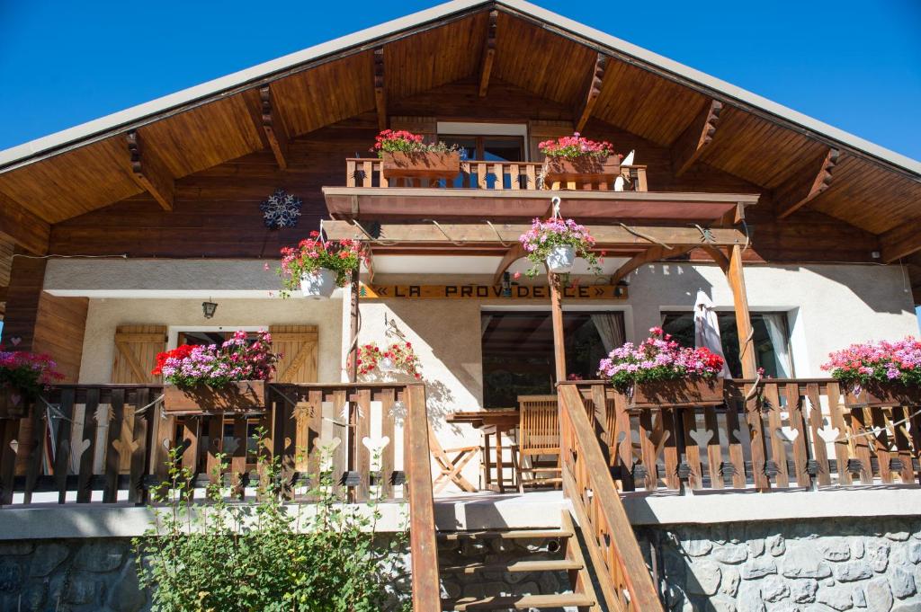 Gallery image of B&B Chalet La Providence in Le Sauze