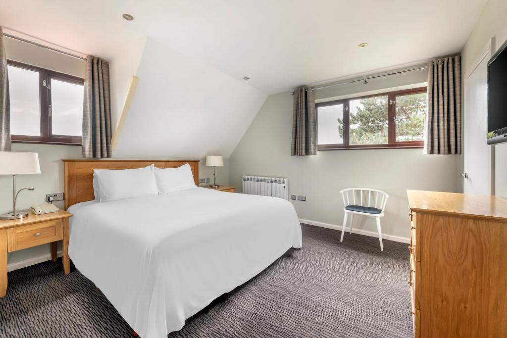 Cromer Country Club - Two-Bedroom Apartment