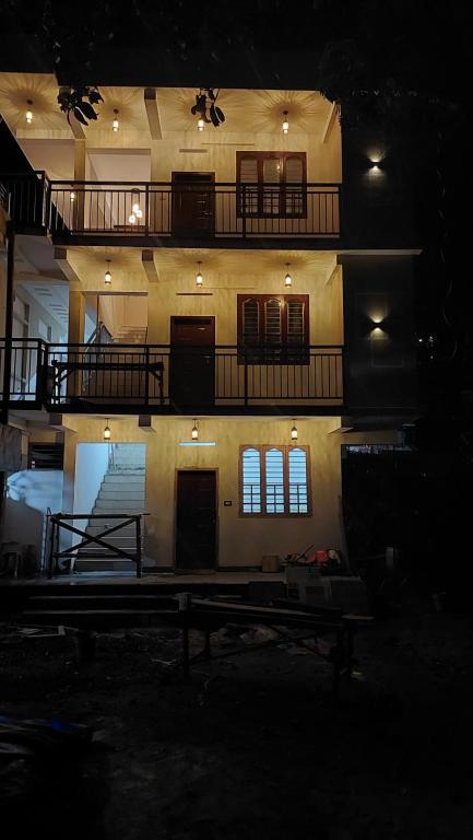 Balkón nebo terasa v ubytování Karthika Homes