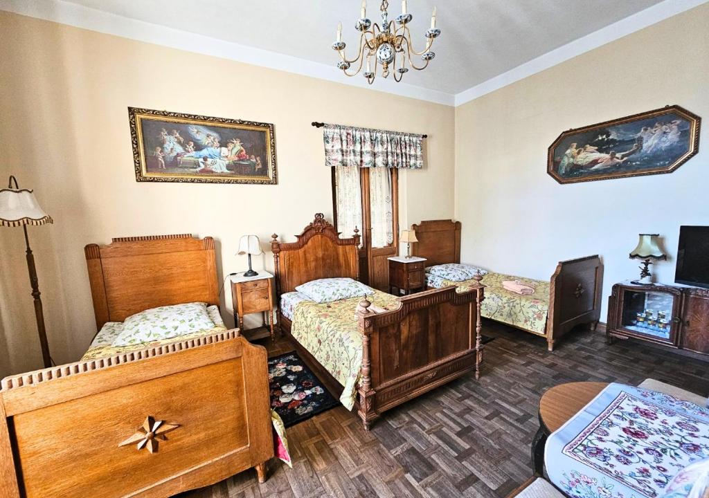 Willa Bajka - Triple Room With Private Bathroom