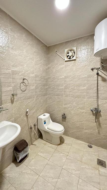 Koupelna v ubytování Alqalah Inn