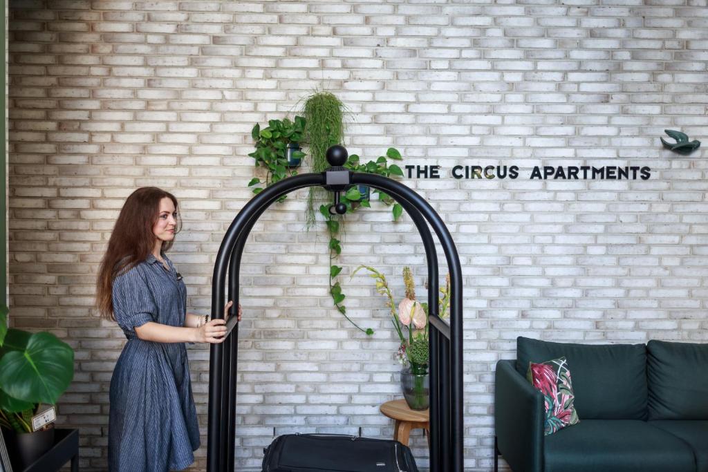 The Circus Apartments - Resim 34