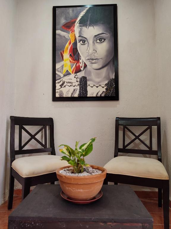 Posezení v ubytování Hostal Ixchel - WiFi, Hot Water, AC, in Valladolid Downtown