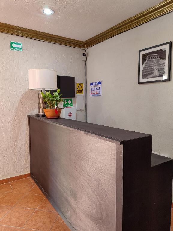 Vstupní hala nebo recepce v ubytování Hostal Ixchel - WiFi, Hot Water, AC, in Valladolid Downtown