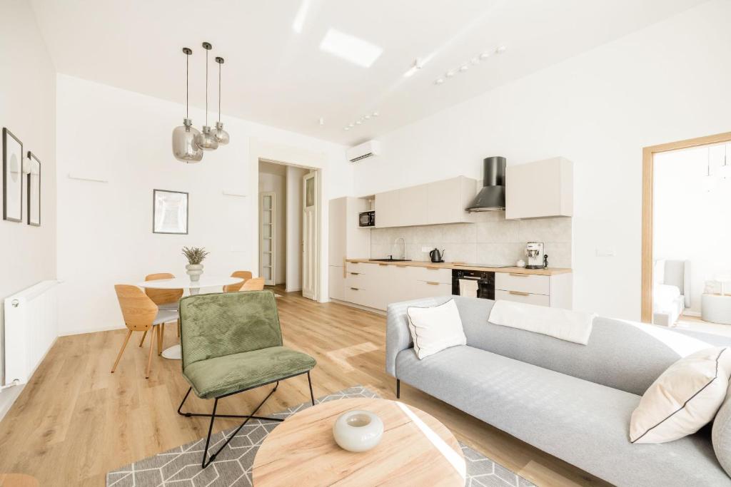 Natural Harmony Apartment 1136 Budapest, 14 Hegedűs Gyula utca kép - 1