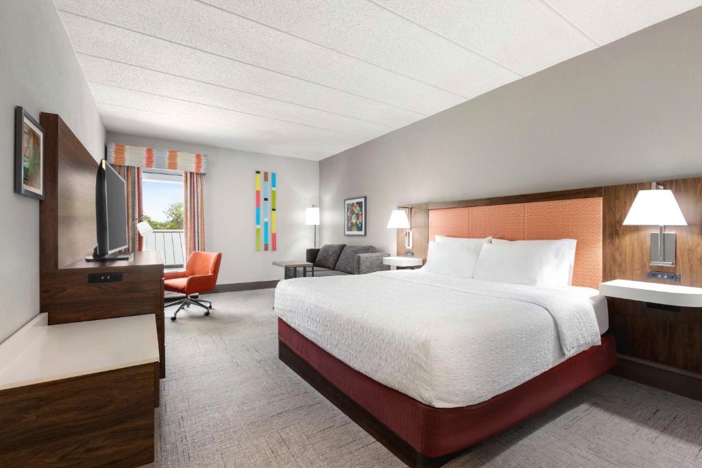 Hampton Inn Quakertown photo