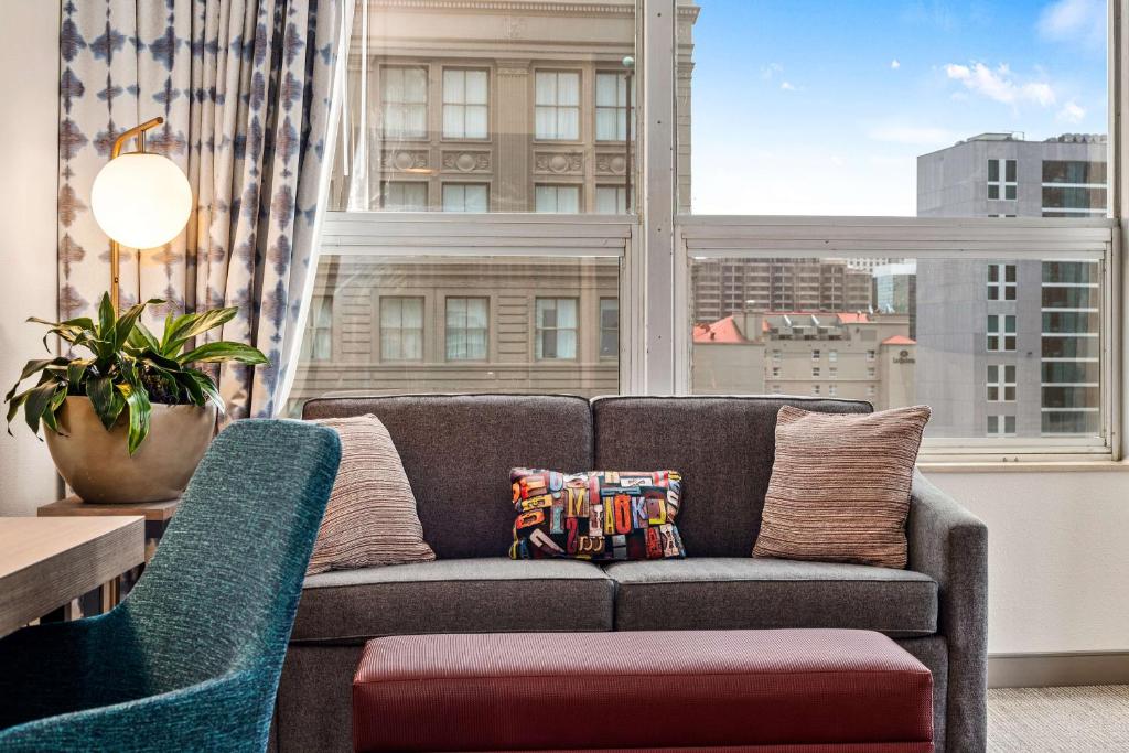Hilton Garden Inn New Orleans French Quarter/CBD - 