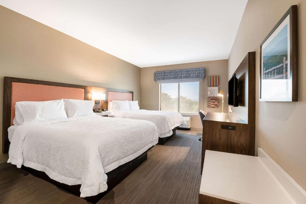 Hampton Inn Batesville, Ar photo