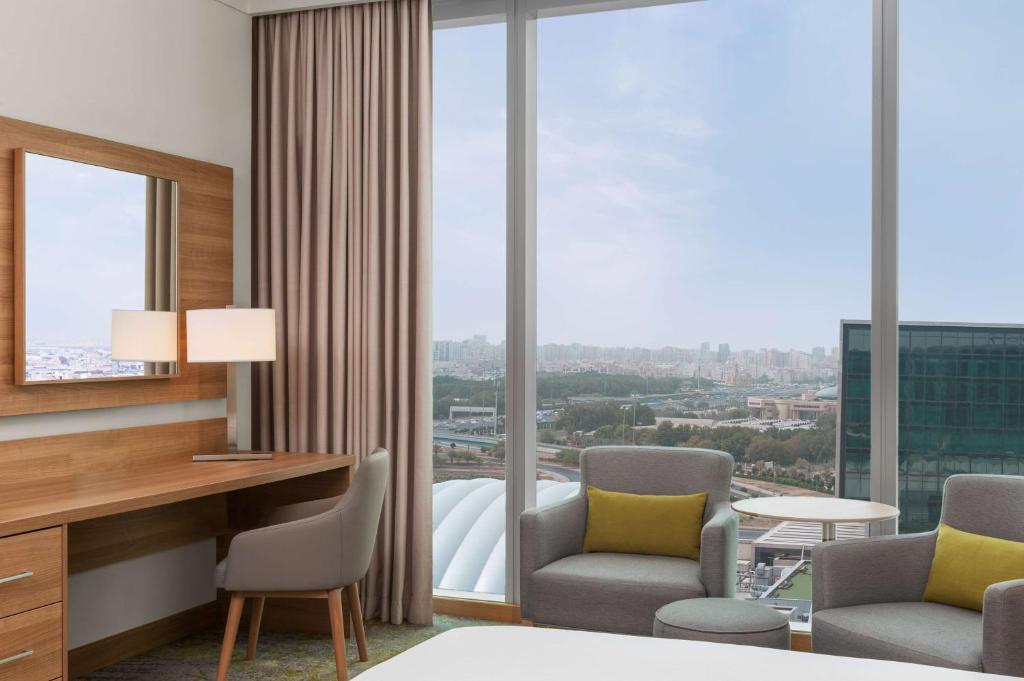 Hilton Garden Inn Kuwait - King Room