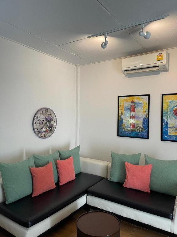 Posezení v ubytování Rynn Hotel