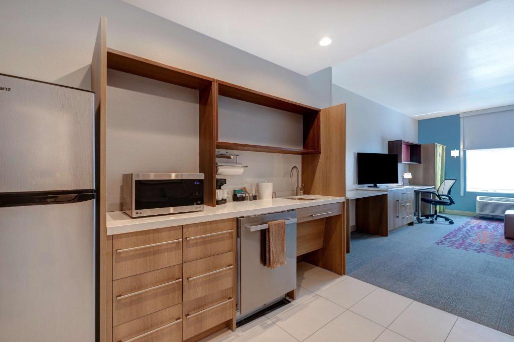 Home2 Suites By Hilton Las Vegas Northwest photo