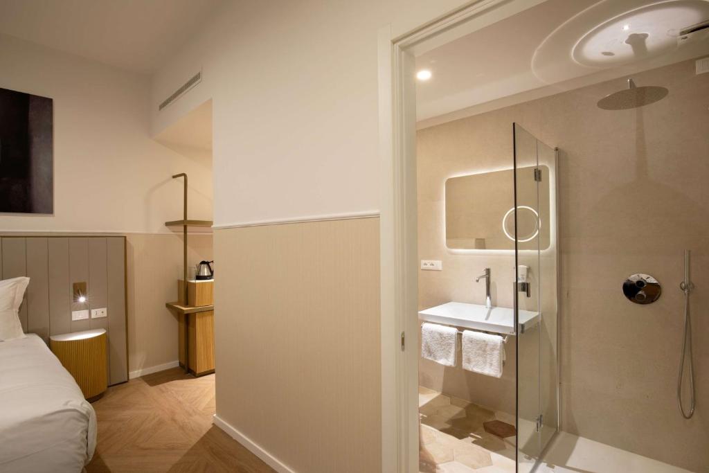 Cosmopolita Hotel Rome, Tapestry Collection by Hilton - Resim 30