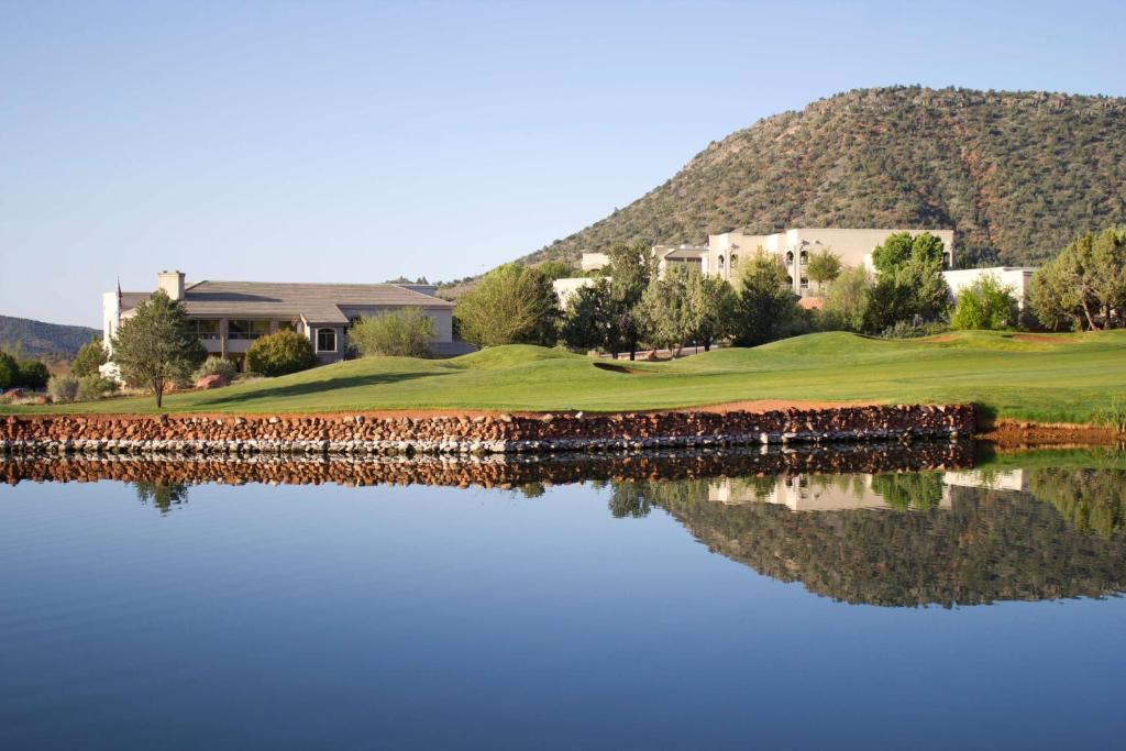 Hilton Vacation Club Ridge on Sedona photo