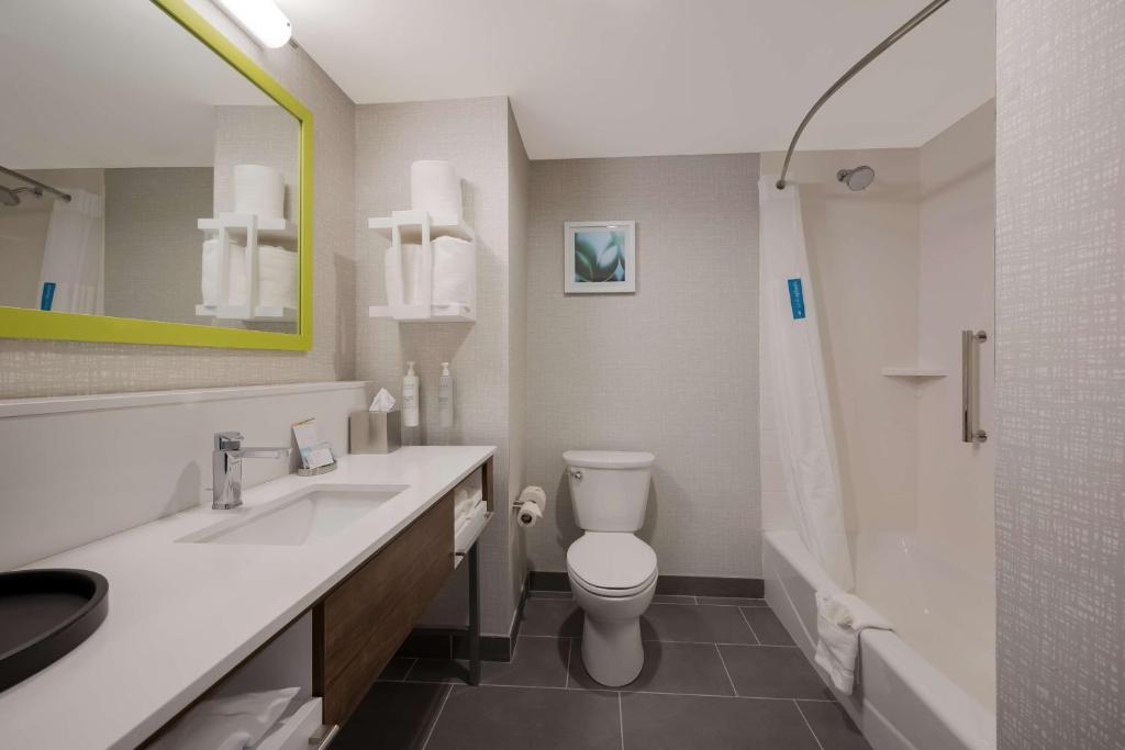 Hampton Inn by Hilton Detroit Southfield photo