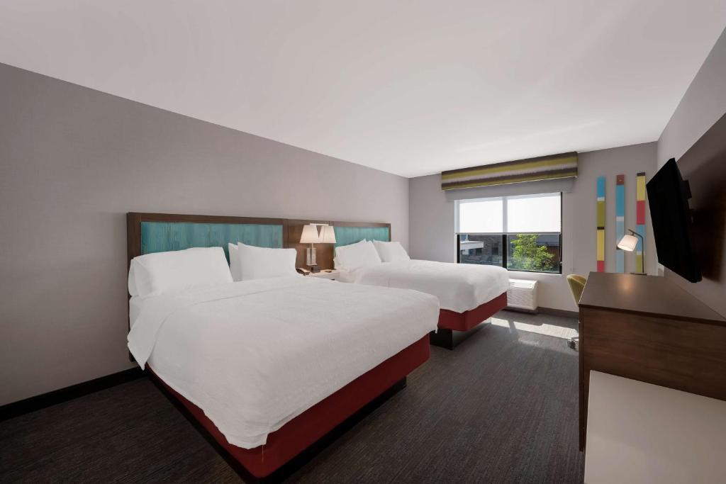 Hampton Inn by Hilton Detroit Southfield photo