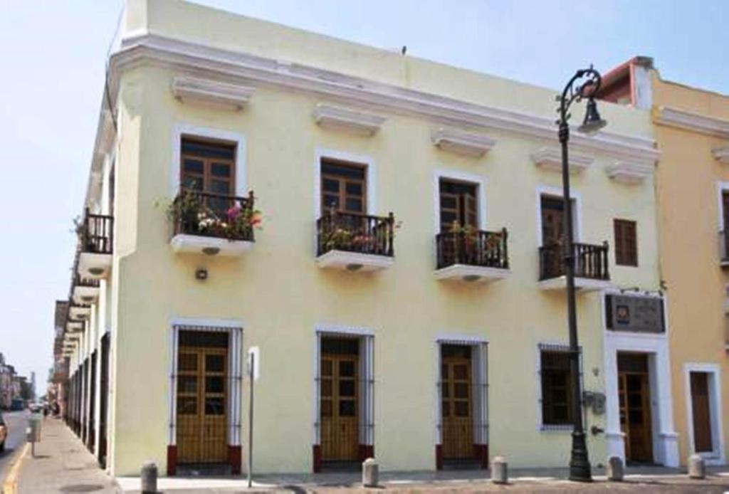 Budova, kde se hotel nachází