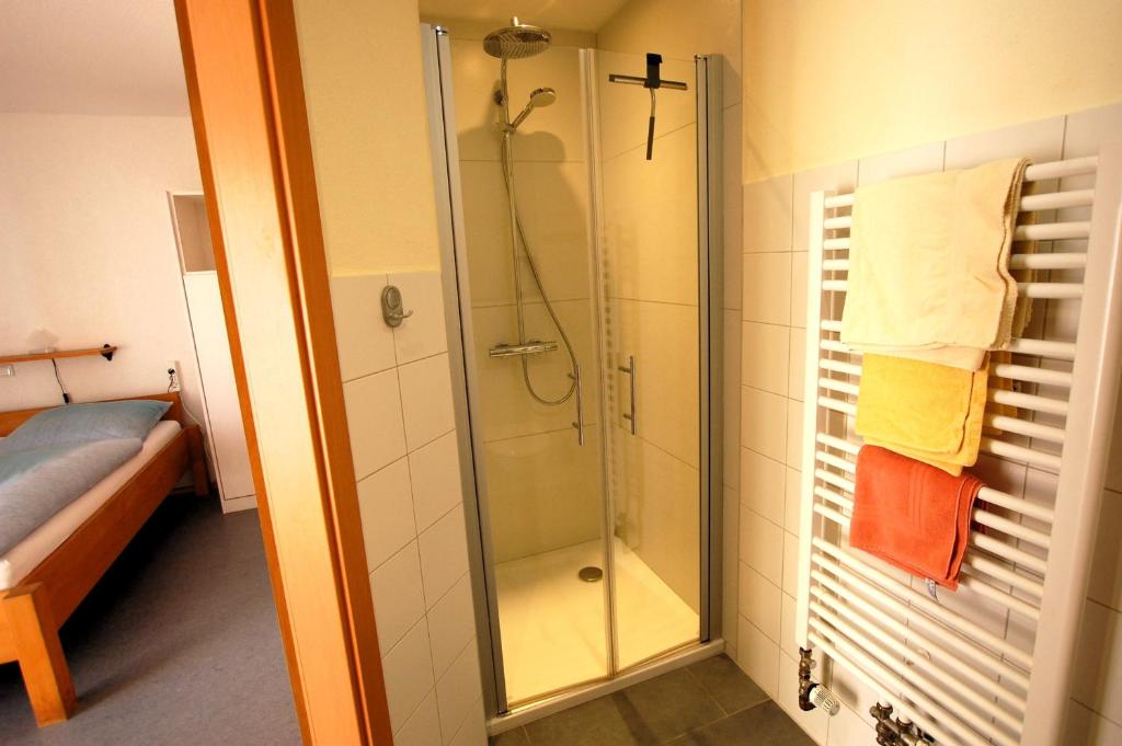 Koupelna v ubytování Gästehaus Jäger