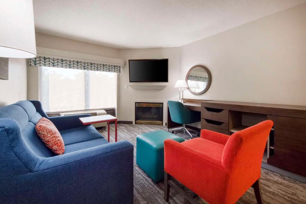Hampton Inn & Suites Wilmington/Wrightsville Beach - Suíte King De Um Quarto Com Lareira-não Fumante