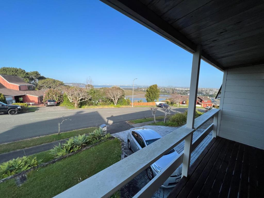 Auckland Sea&SkyTower view HOMESTAY with free Netflix, Parking - Resim 27